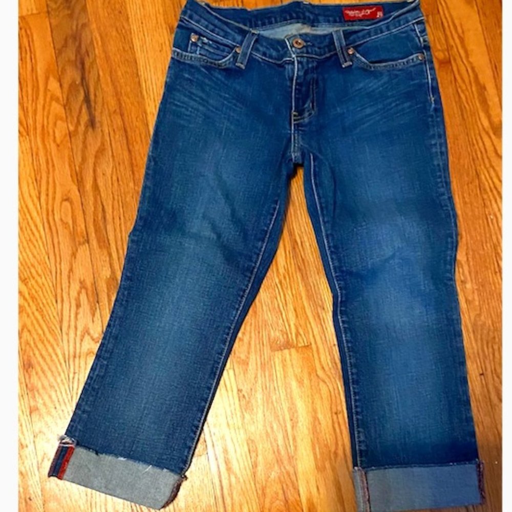 "BLUE 2" CROPPED JEANS  SIZE 29